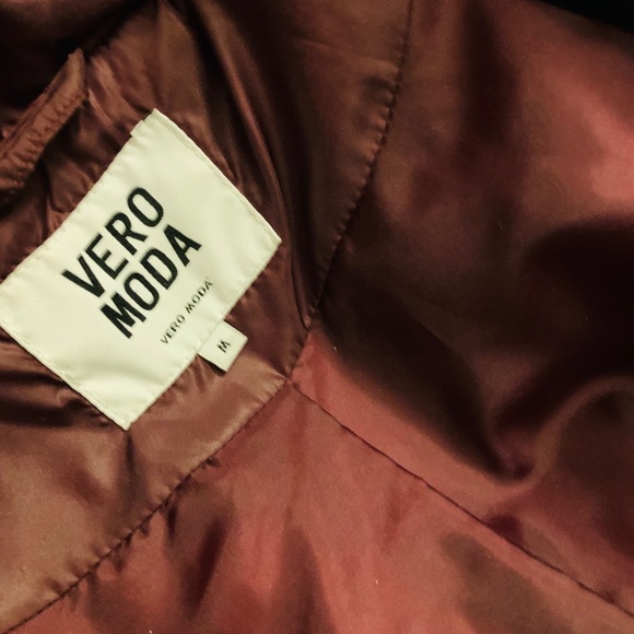 Puffer jacket - Picture 2 of 7